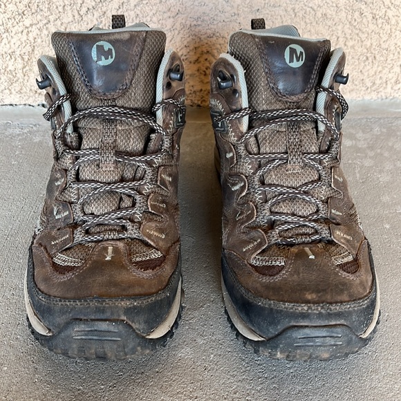 Merrell Hiking Boots - Picture 4 of 7